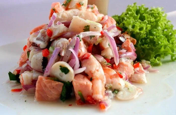 Ceviche Mixto de Salmón